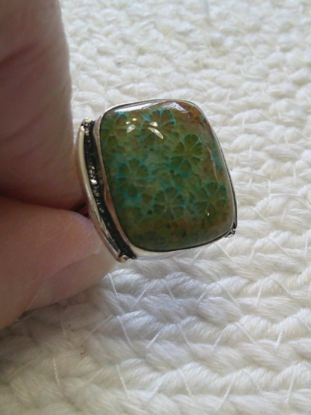 Beautiful GREEN FOSSIL CORAL Handmade Sterling 925 RIng Size 8.5 #765E - Picture 2 of 3